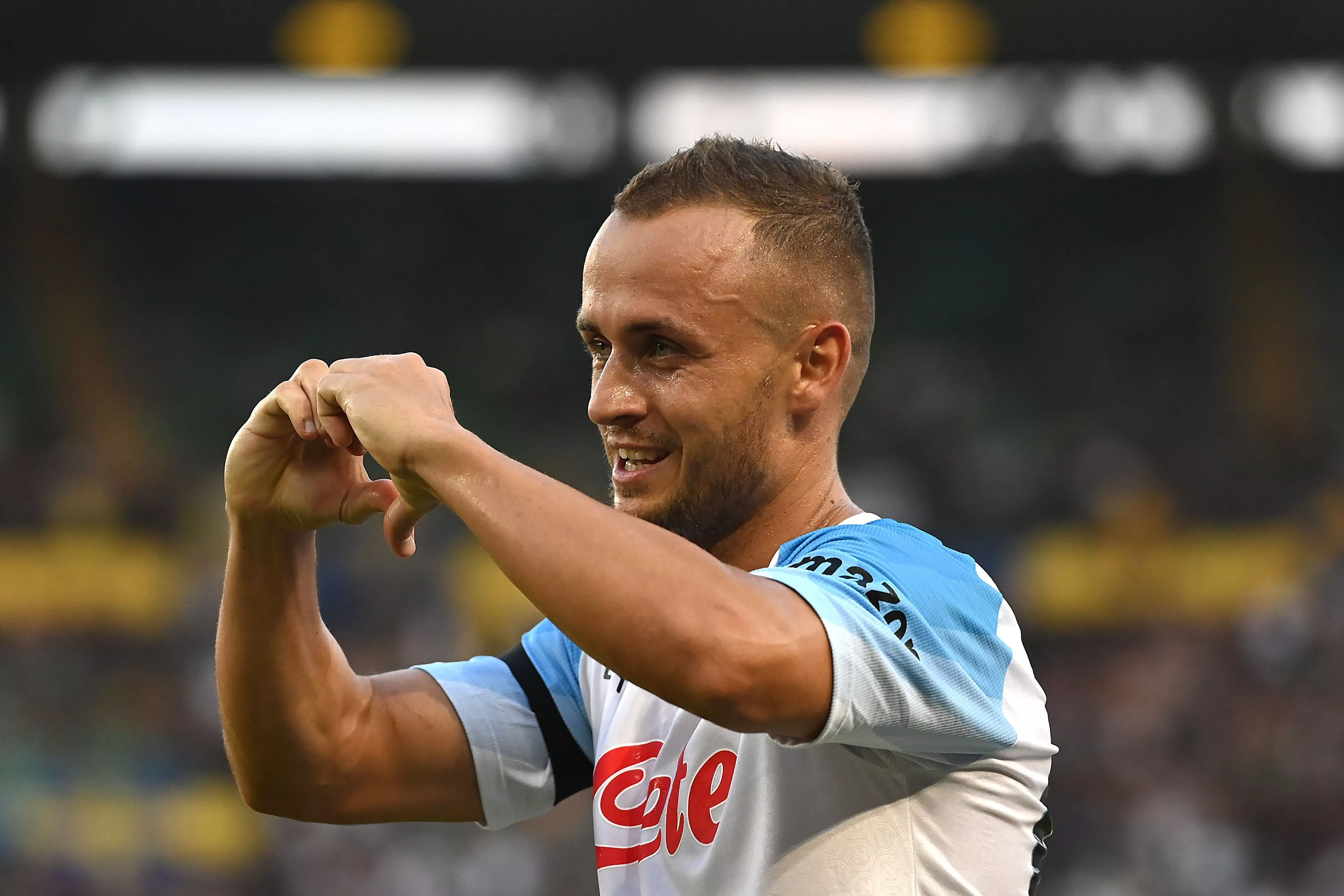 Report: Chelsea and Newcastle in race for Napoli ace this summer